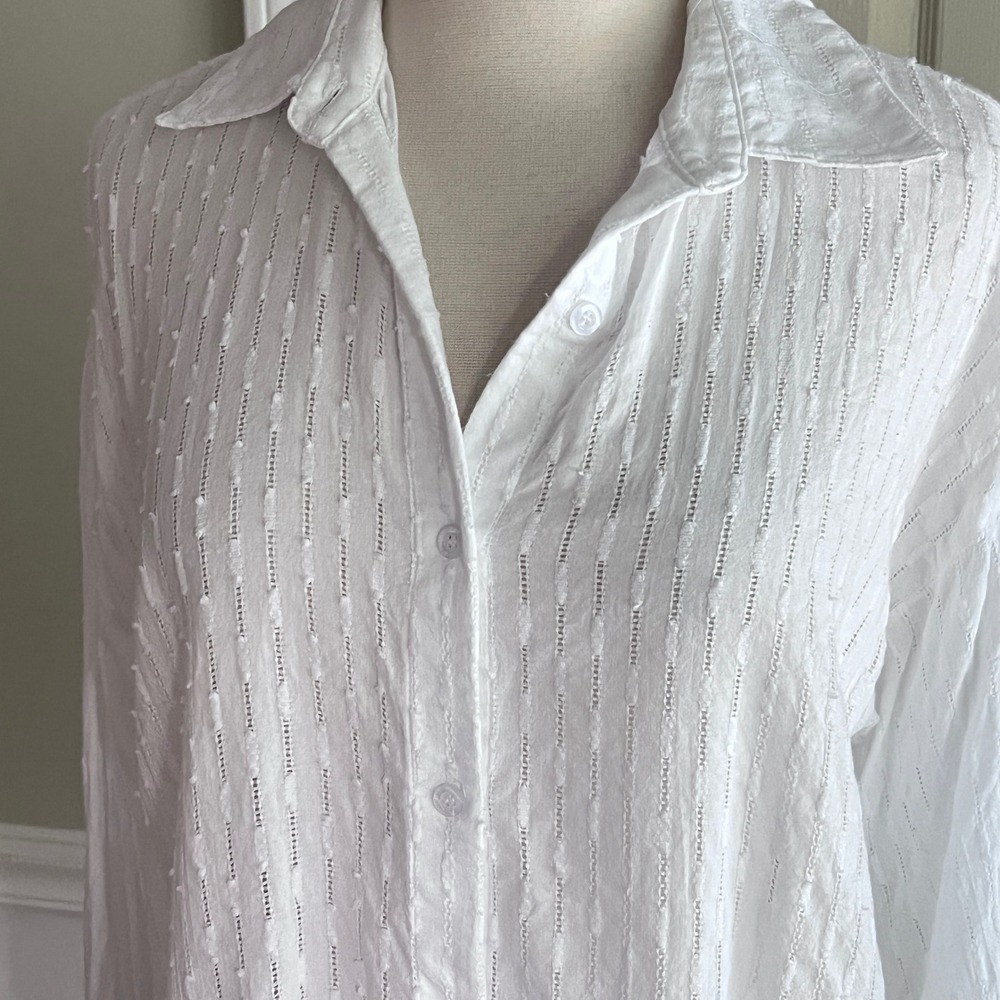 Goodnight Macaroon Button Down Shirt S Womens Textured Stripe White Boho Coastal